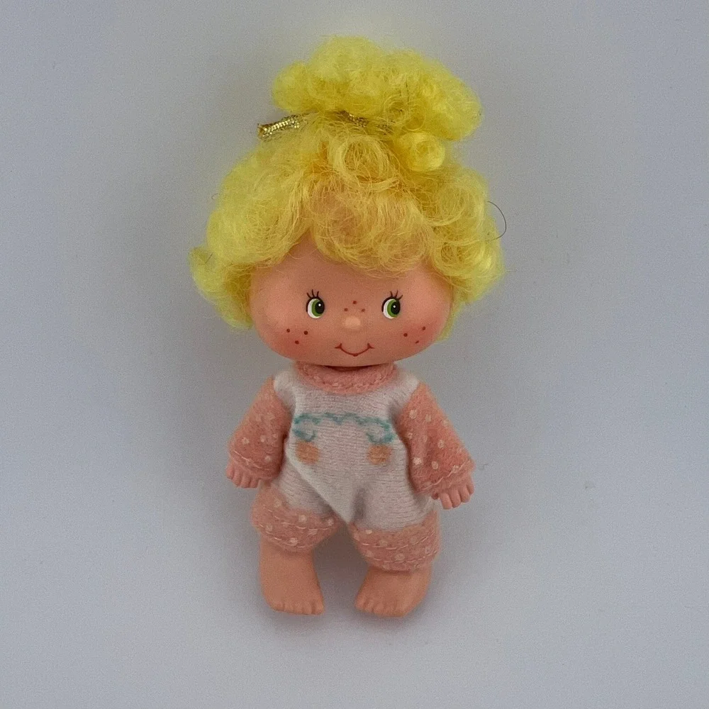 Vintage 1979 American Greetings Strawberry Shortcake Doll Yellow Hair 4